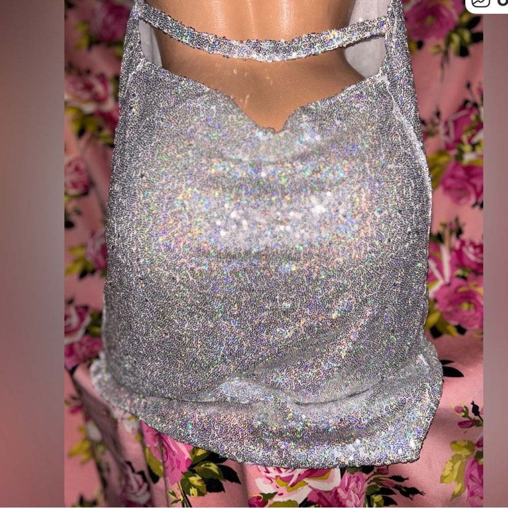 Silver hologram iridescent sequin glam dress plunge holiday party new years club - Picture 6 of 6
